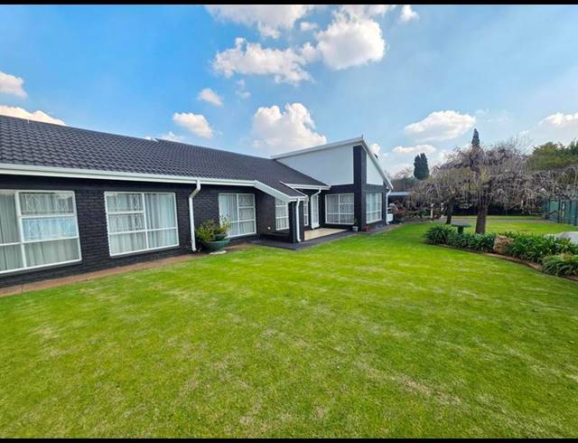 4 BEDROOM HOUSE FOR SALE IN MEYERTON EXT 6